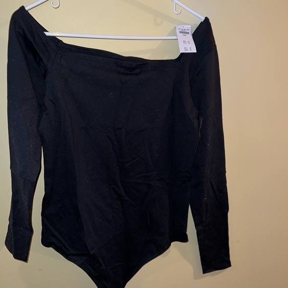 Abercrombie and Fitch, large off the shoulder black bodysuit NBW BNWTF - Picture 5 of 6